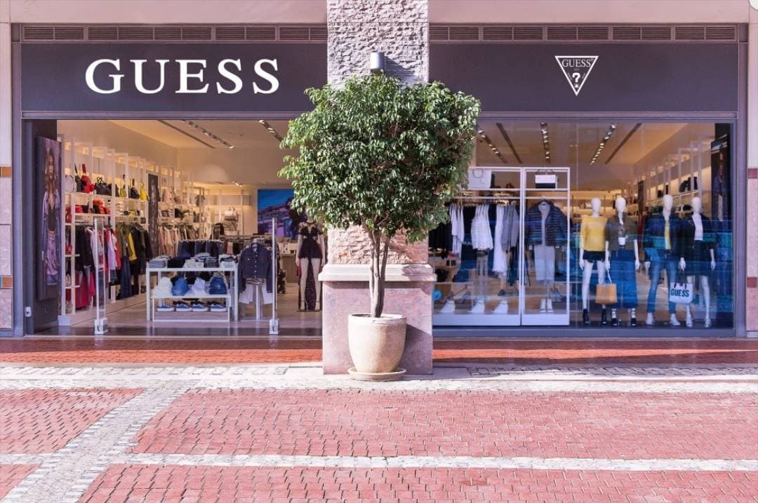 Lugar Guess