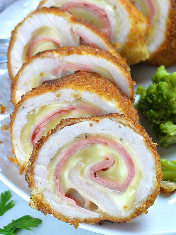 Moda Chicken Cordon Bleu