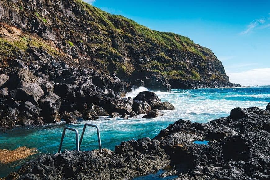 Place Ponta Da Ferraria natural swimming pool