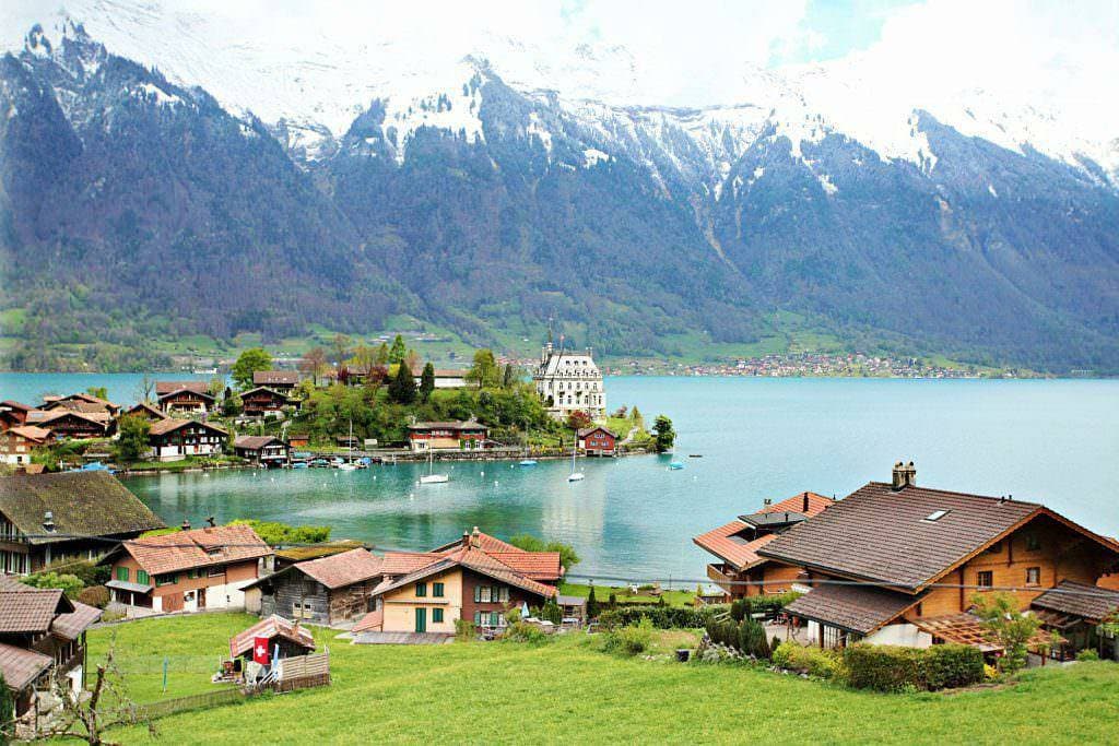 Place Suiza