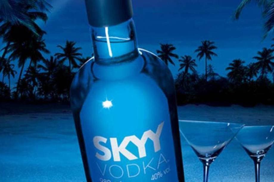 Place SKYY VODKA