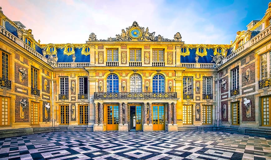 Lugar View on the Palace of Versailles