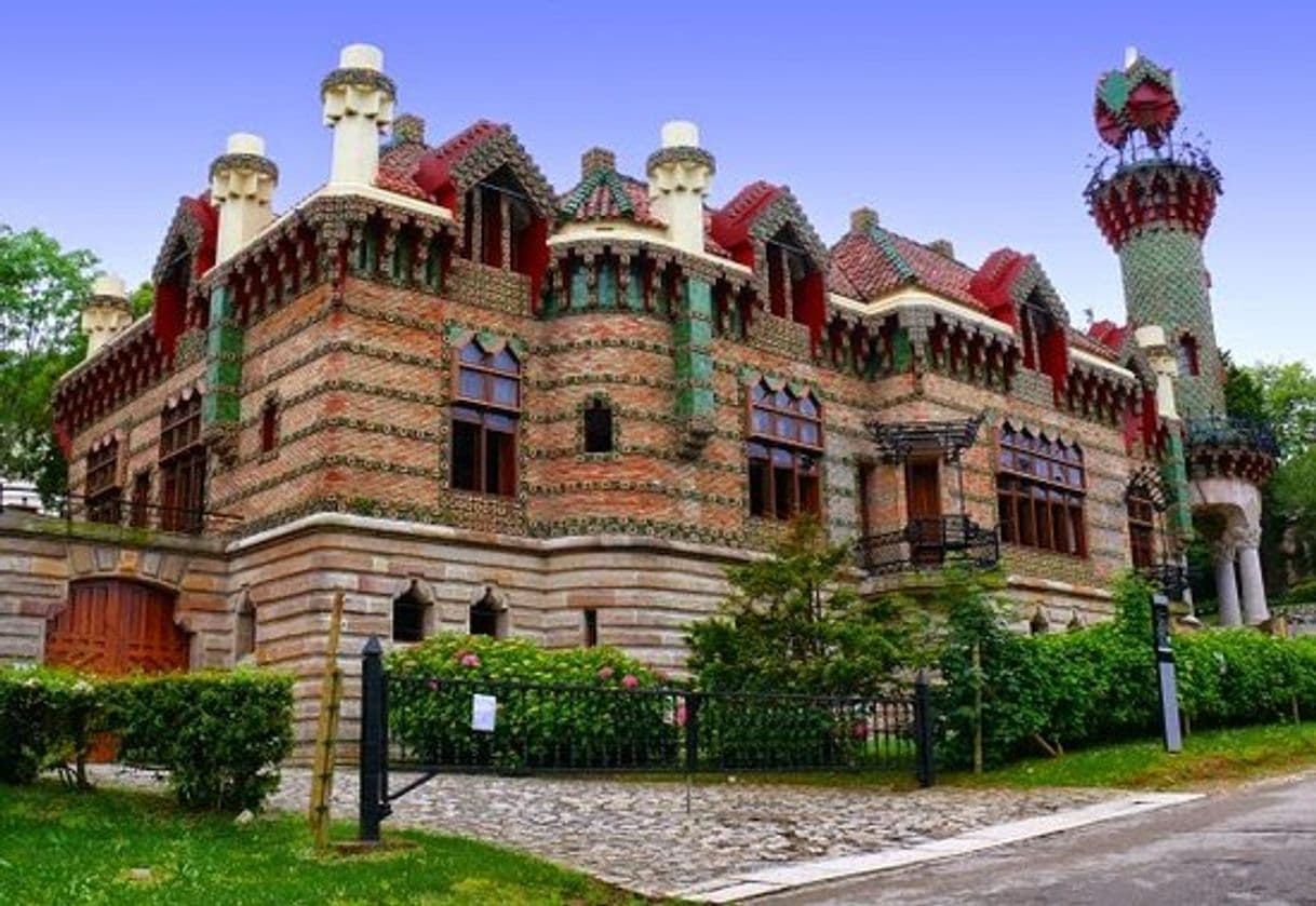 Place El Capricho de Gaudí