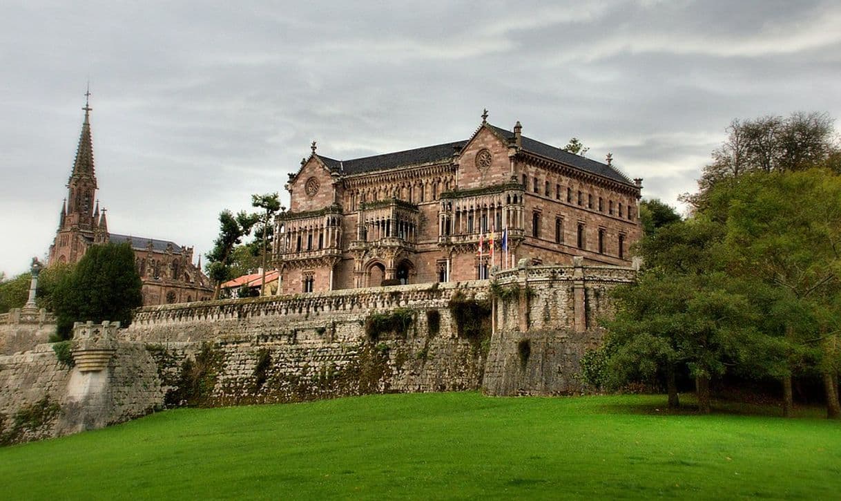 Place Palacio de Sobrellano