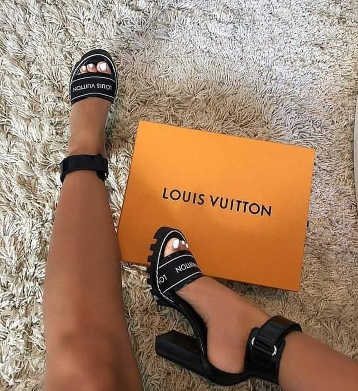 Fashion 👡