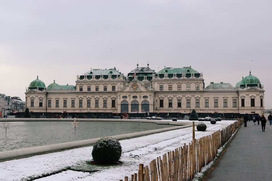 Place Belvedere Palace