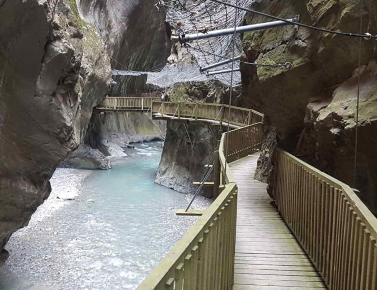 Lugar Gorges du Trient