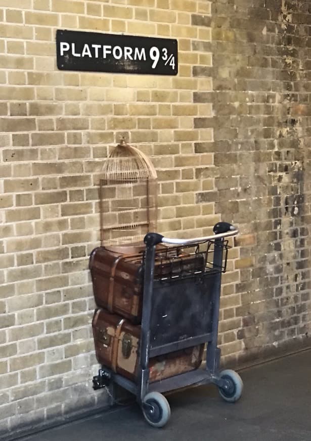 Place The Harry Potter Shop at Platform 9¾