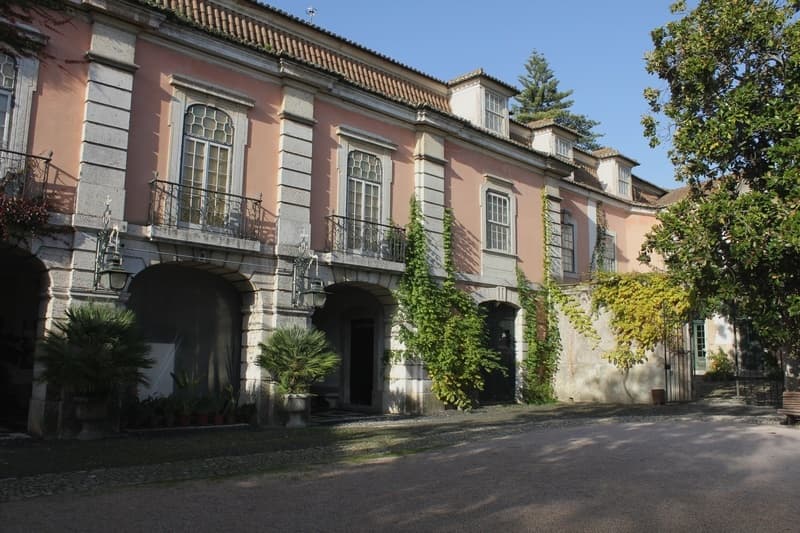 Lugar Museu do Traje