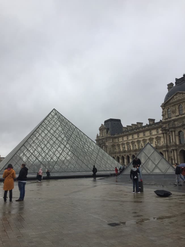 Lugar Museo del Louvre