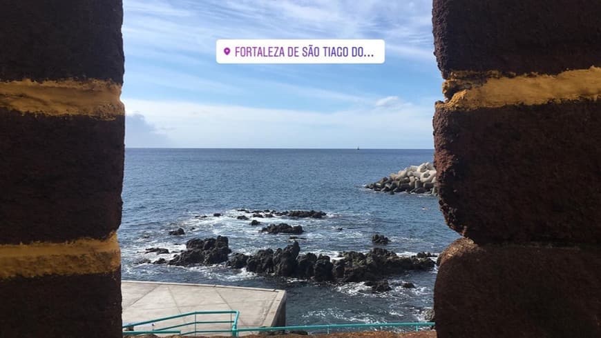 Lugar Fortaleza de São Tiago da Barra