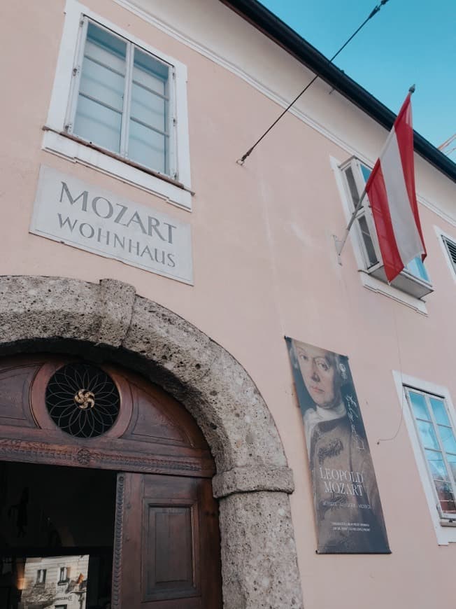 Place Mozart's Birthplace