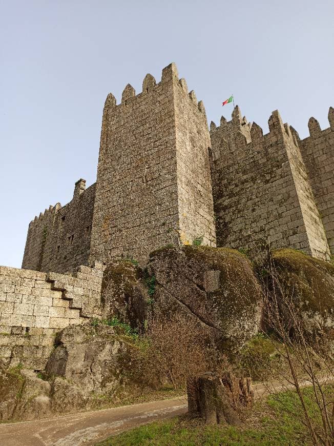 Place Guimarães Castle