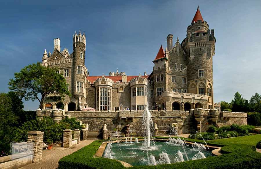 Place Casa Loma