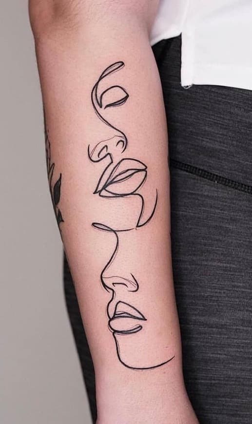 Fashion Tatuagem no braço 