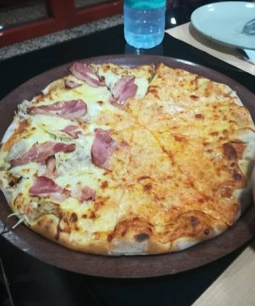 Restaurants Pizzaria Bela Cidade Lda