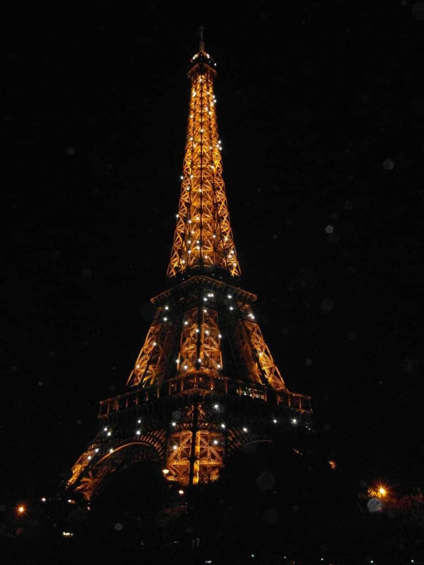 Place Torre Eiffel