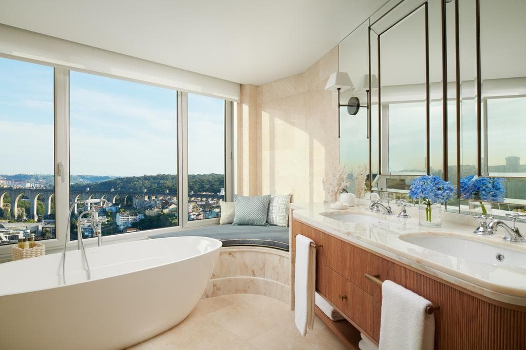 Lugar Corinthia Lisbon