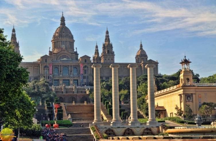 Place Museo Nacional de Arte de Cataluña