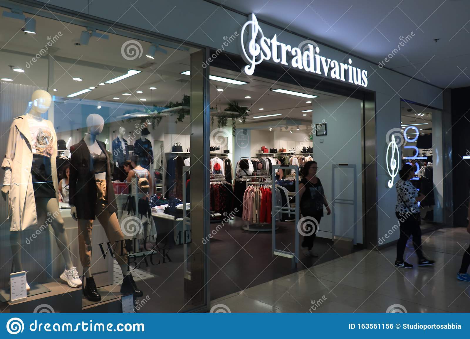 Place Stradivarius