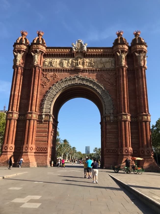 Lugar Arc de Triomf