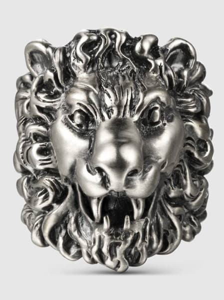 Moda Ring with lion head