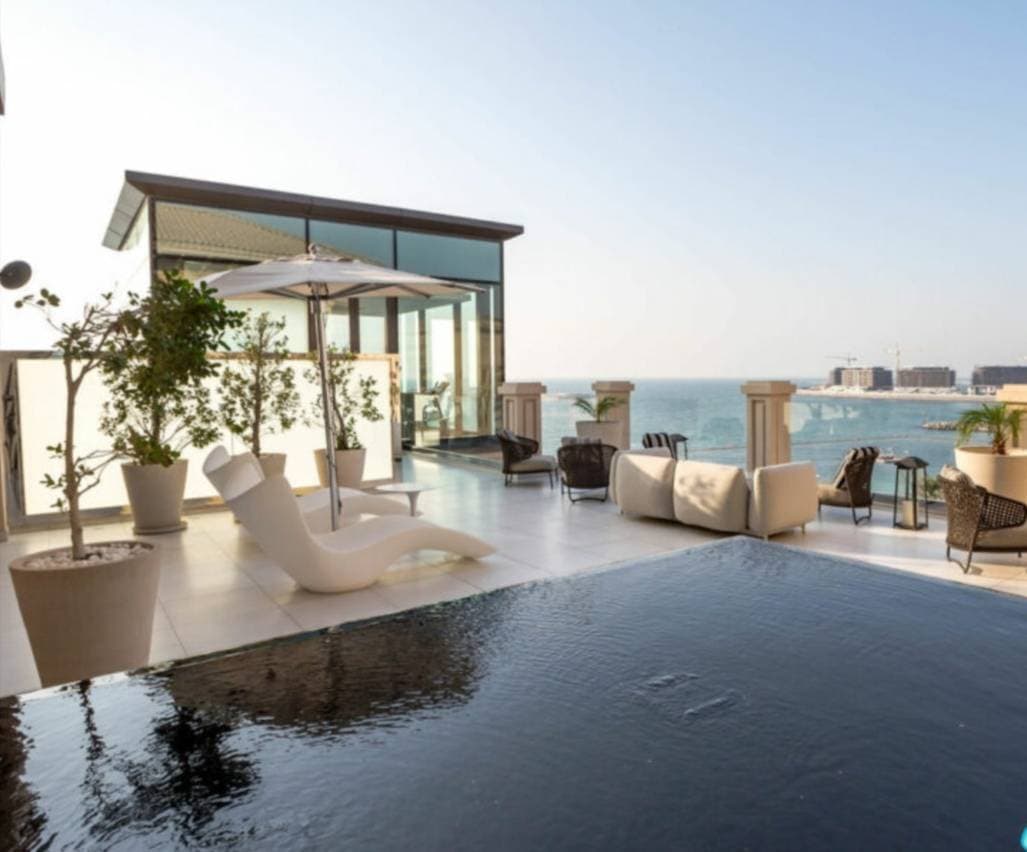 Place Four Seasons Resort Dubai at Jumeirah Beach