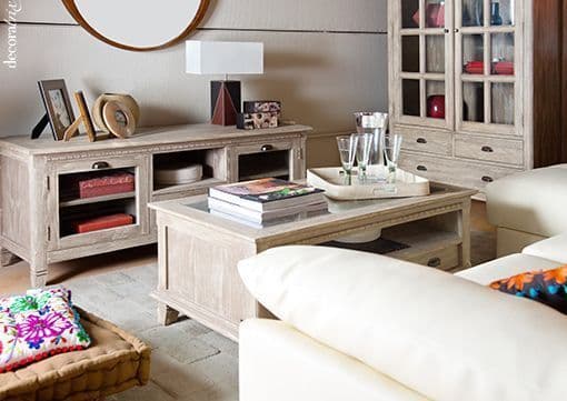 Moda Banak Importa: Muebles de madera natural y decoración