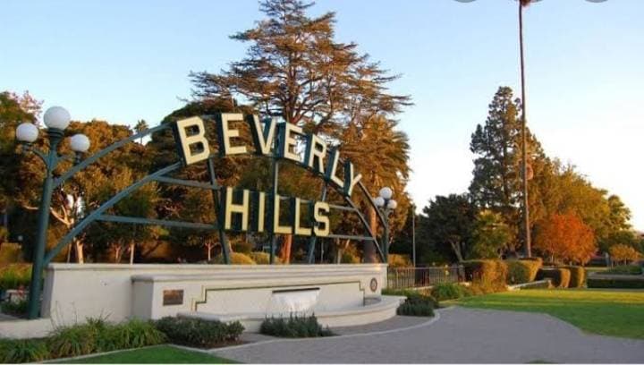 Place Beverly Hills