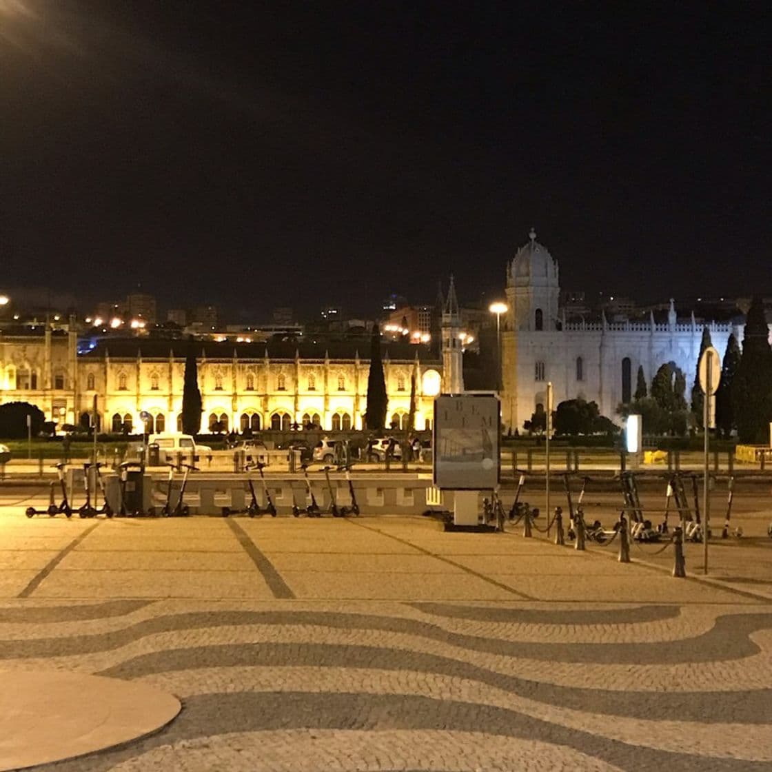 Place Monasterio de los Jerónimos de Belém