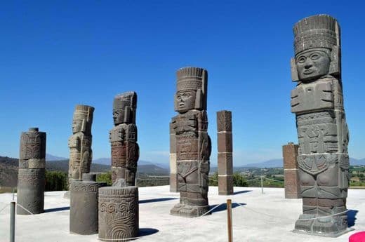 Place Monumentos Coloniales