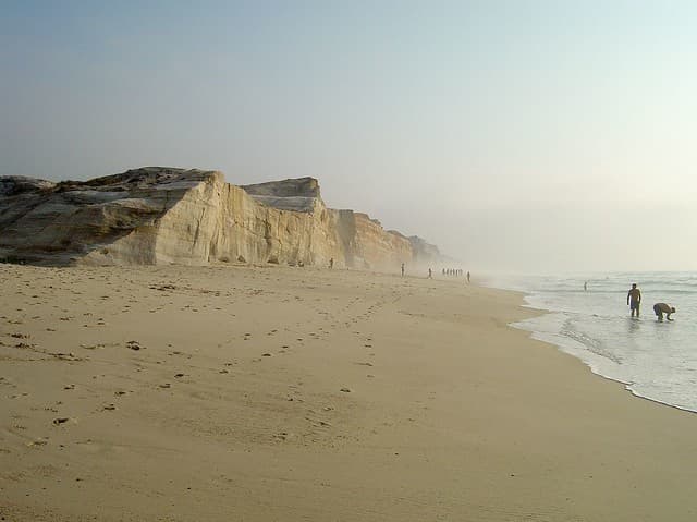 Lugar Praia de Rei Cortiço