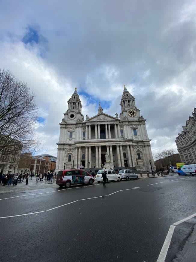 Lugar Catedral de Saint Paul