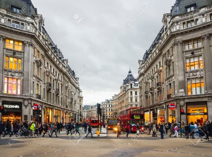 Lugar Oxford Street