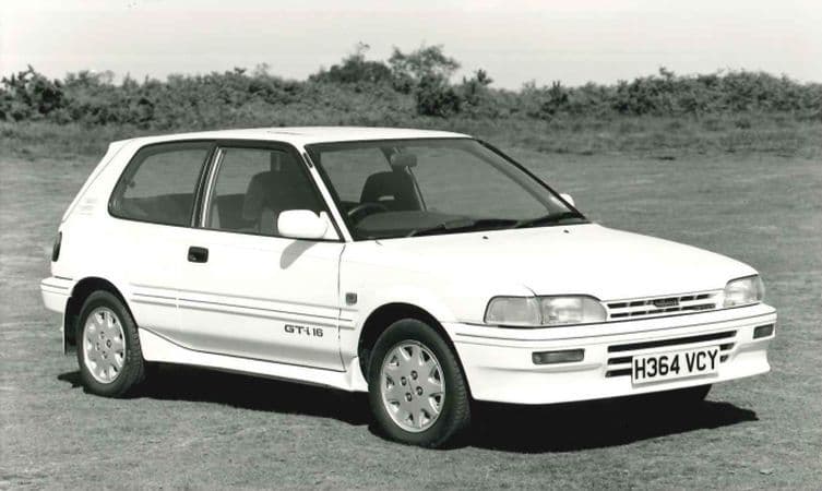 Fashion Toyota Corolla VI Compact (EE90)