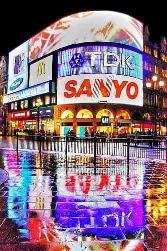 Lugar Piccadilly Circus