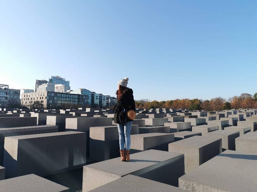 Place Berlin Wall Memorial