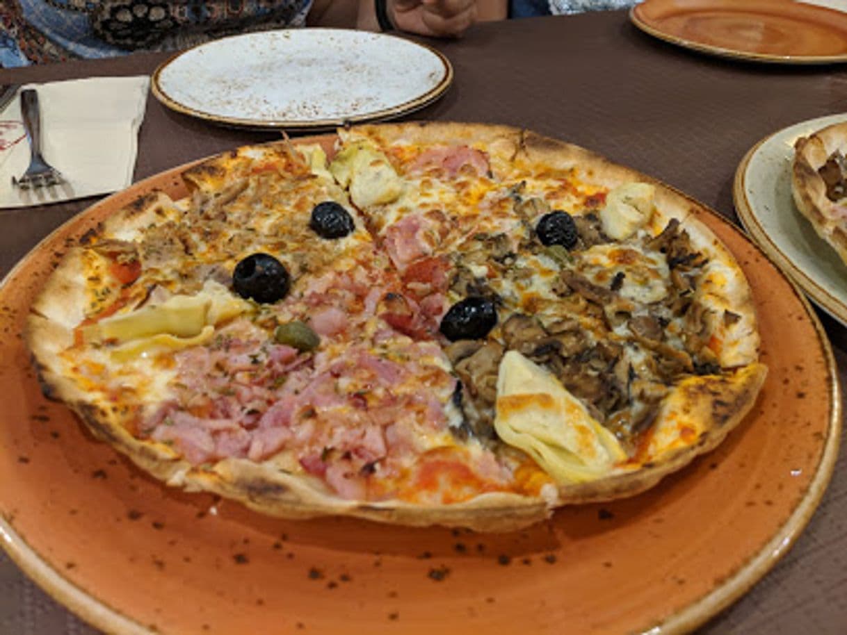 Restaurantes Pizzería La Competencia