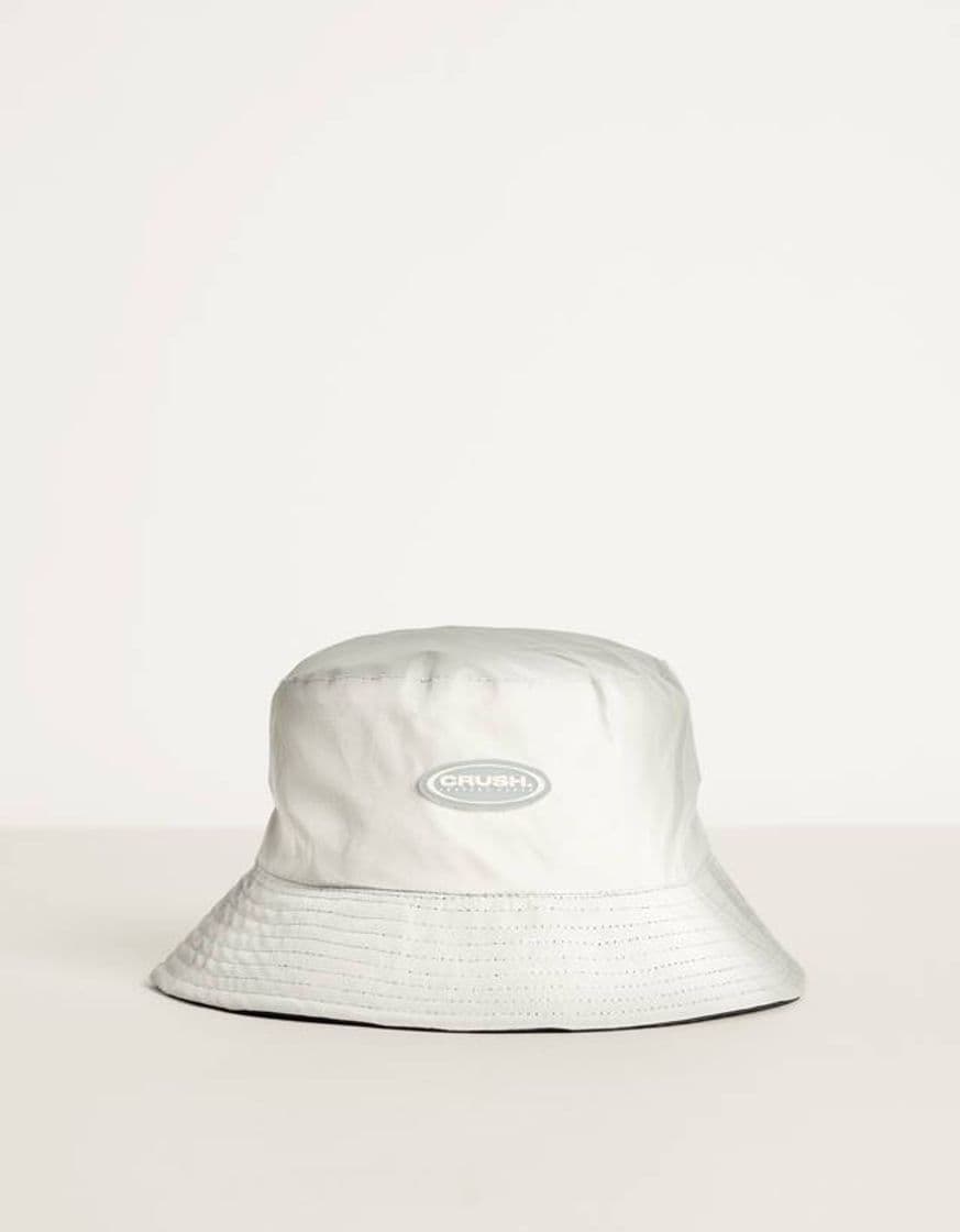 Moda Bucket hat refletor Bershka 