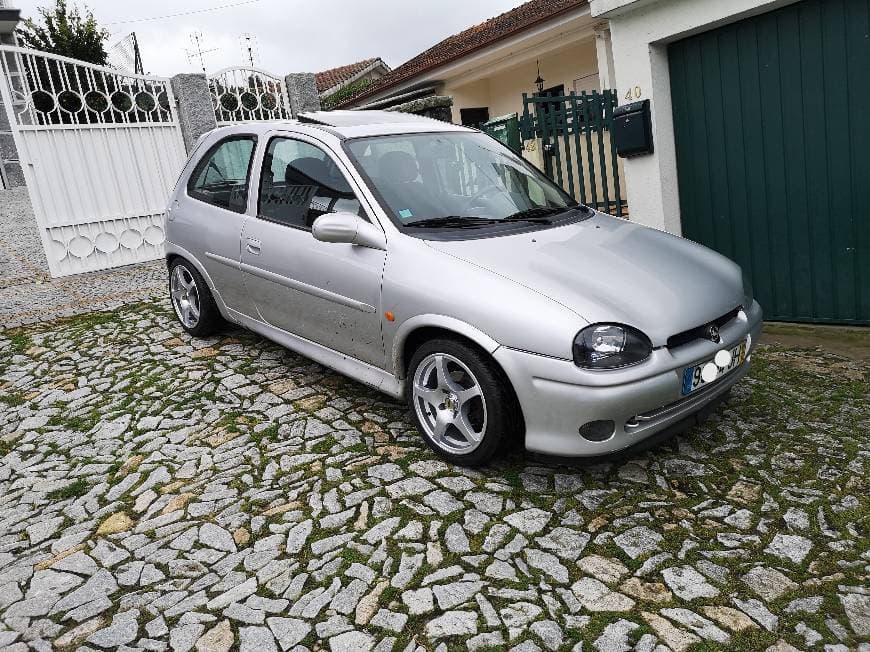 Lugar Opel Corsa