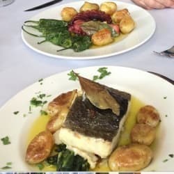 Restaurants Restaurante El Portugues en Navacerrada | Comida Portuguesa | El Mejor Bacalao de La Sierra de Guadarrama!