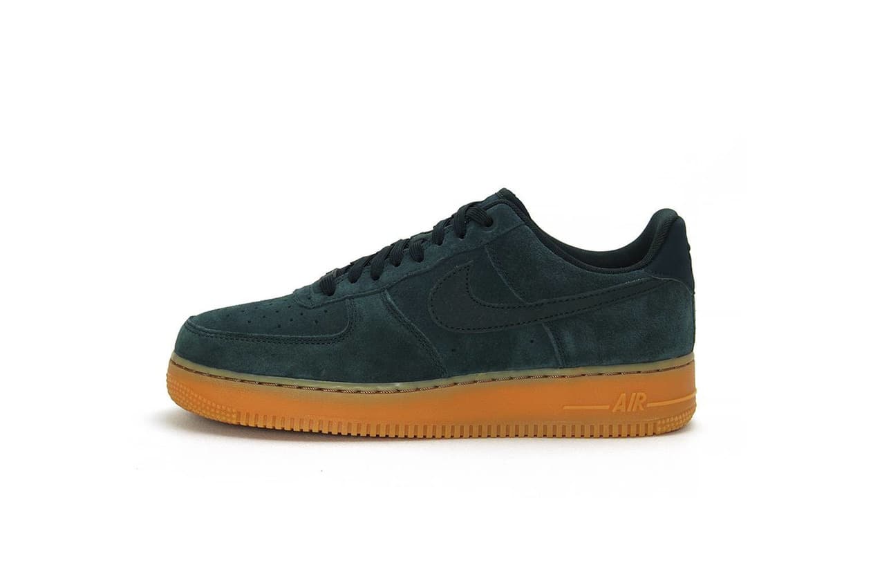 Producto NIKE AIR FORCE 1 '07 SUEDE 