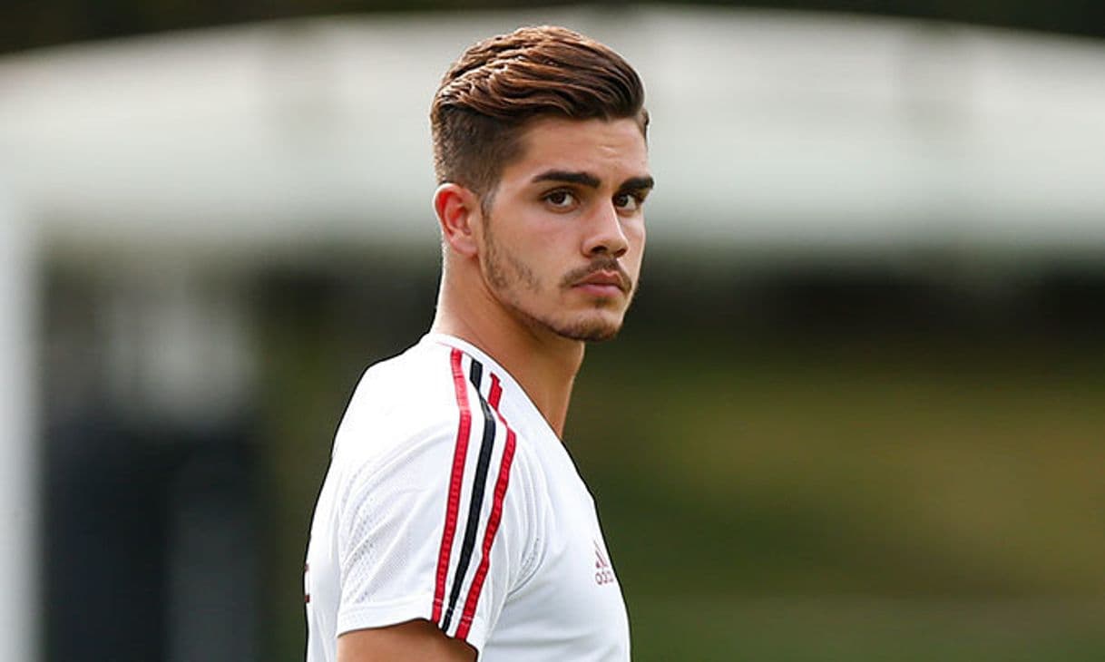 Fashion André Silva