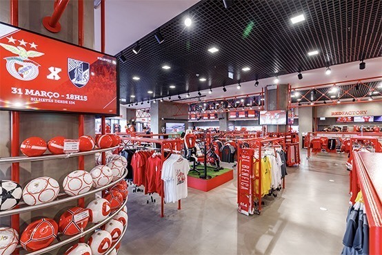 Moda Benfica Official Stores