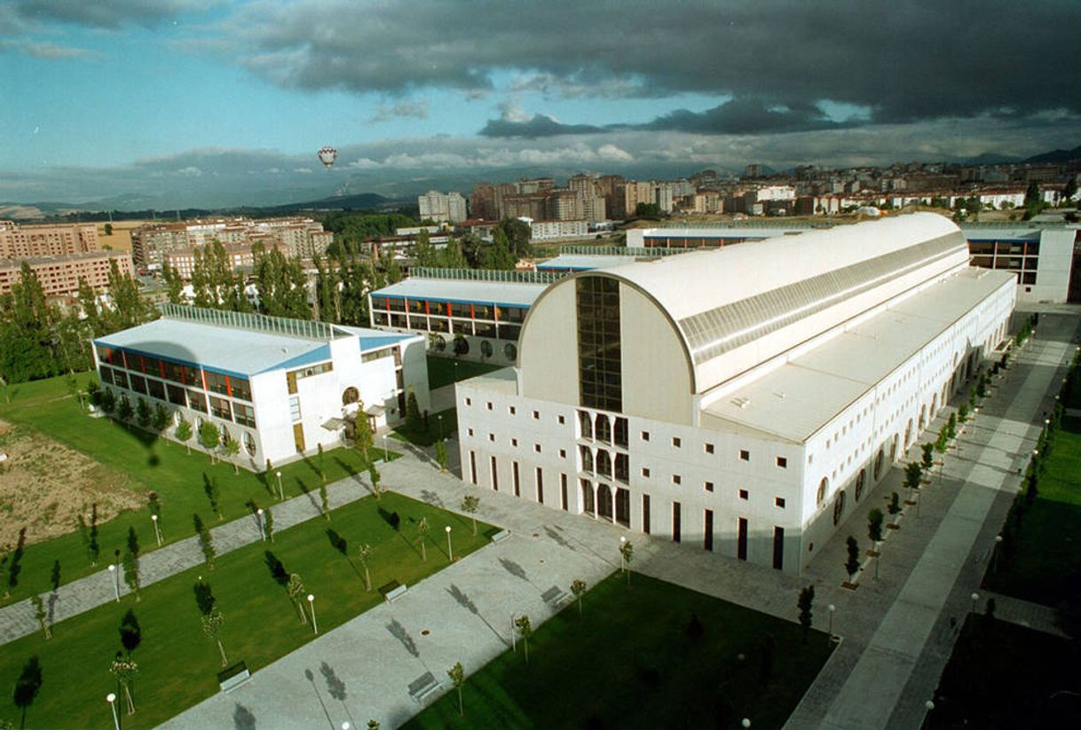 Lugar Universidad Pública de Navarra