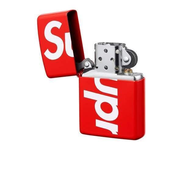 Moda Supreme Logo Zippo Red 