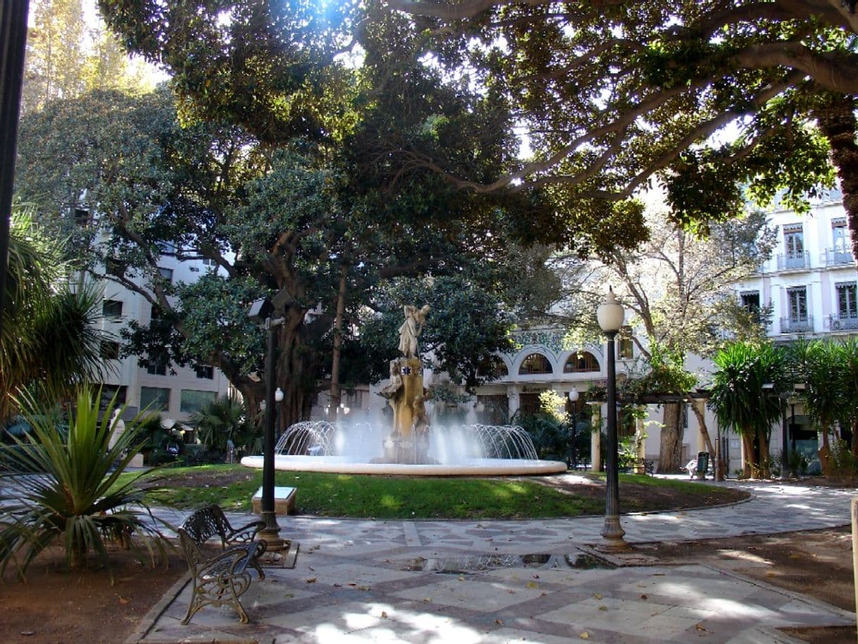 Lugar Plaza Gabriel Miró