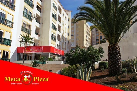 Restaurants MeGa Pizza - Lagos