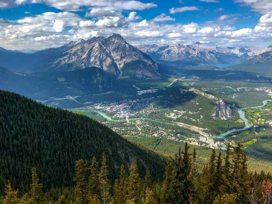 Lugar Sulphur Mountain Crescent