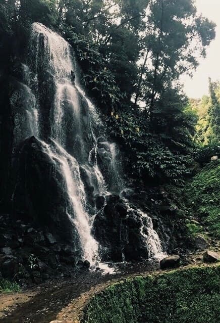 Lugar Ribeira dos Caldeirões